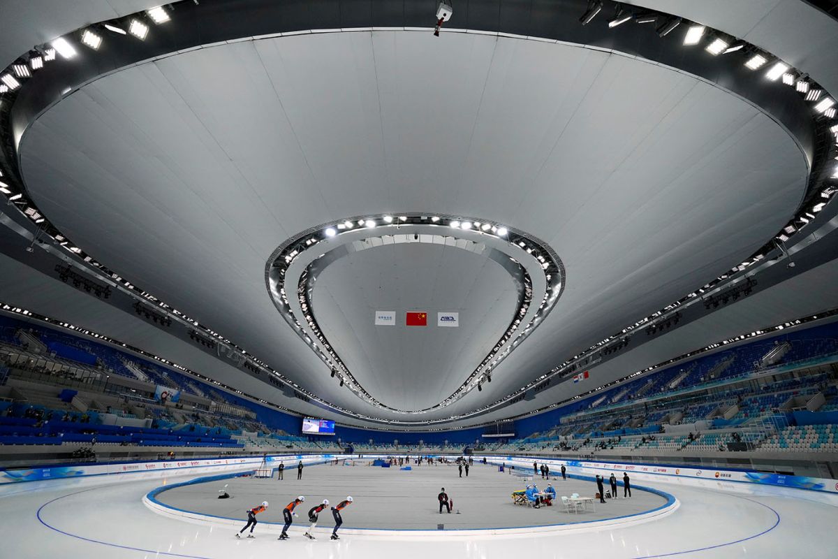 Manifestation test en octobre 2021 au National Speed Skating Oval à Pékin. Photo : KEYSTONE/ AP Photo/ Mark Schiefelbein Manifestation test en octobre 2021 au National Speed Skating Oval à Pékin. Photo : KEYSTONE/ AP Photo/ Mark Schiefelbein